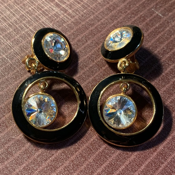 Bijoux New York Design Runway Clip Earrings - Picture 9 of 11